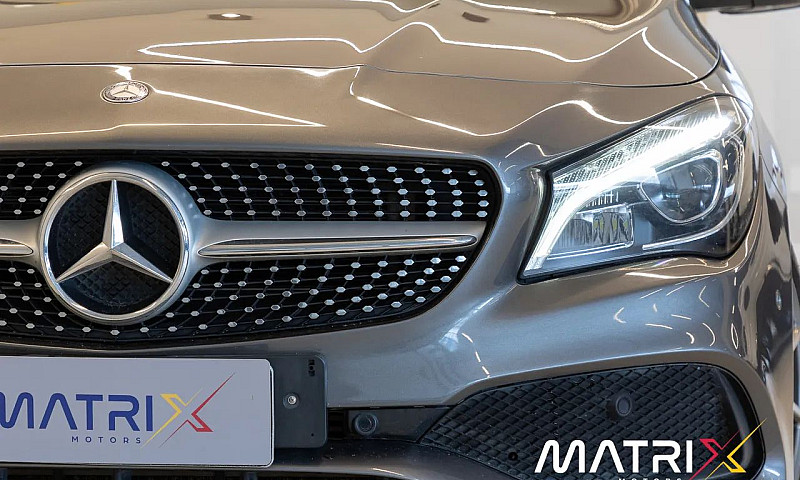 Mercedes-Benz Cla-25...