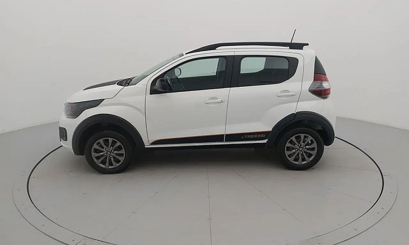 Fiat Mobi Trekking 1...