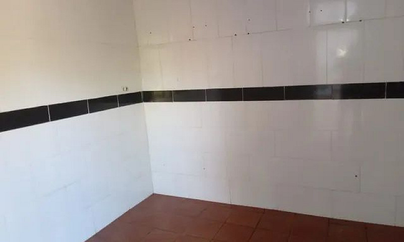 Duas Casa No Mesmo L...