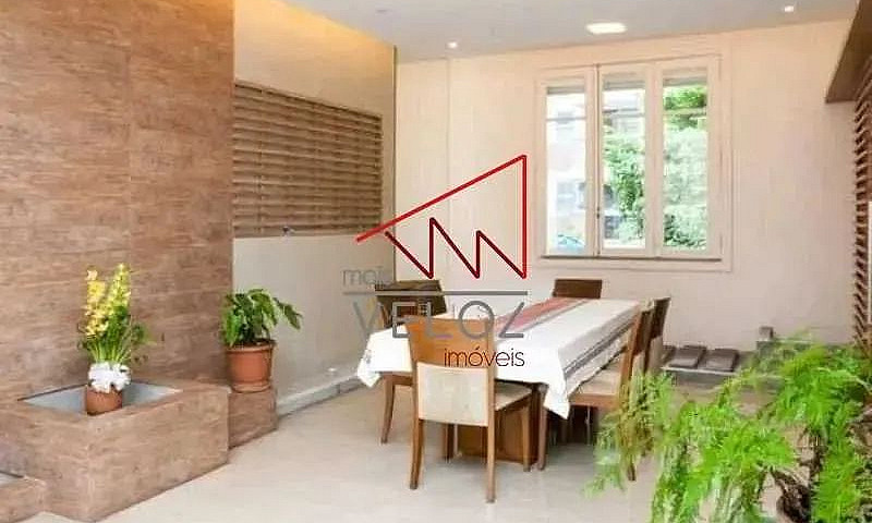 Apartamento-À Venda-...