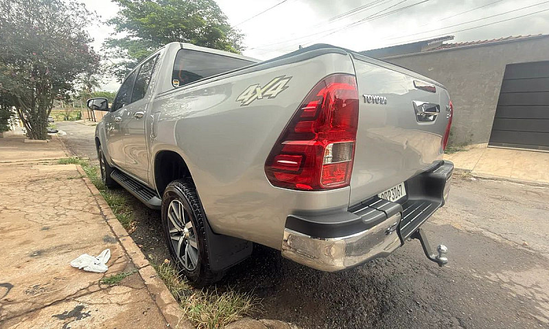 Hilux 4X2 2020/20 Fl...