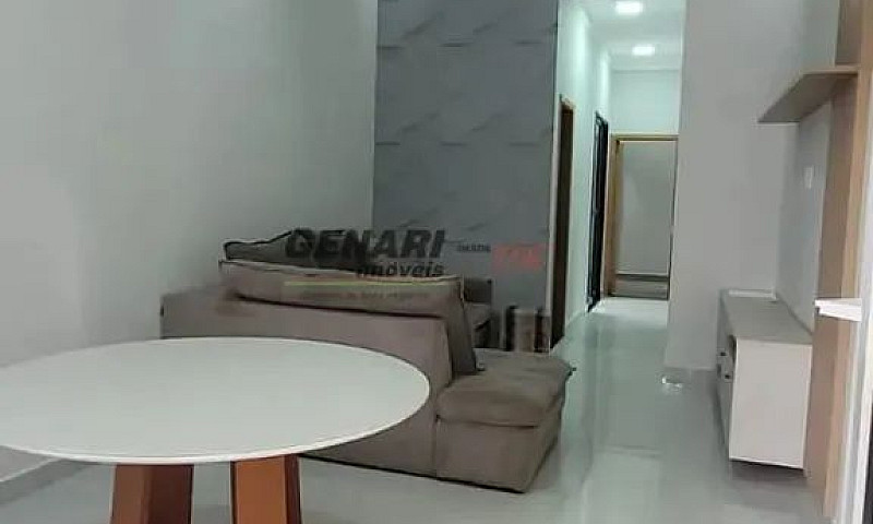 Casa Com 2 Quartos À...