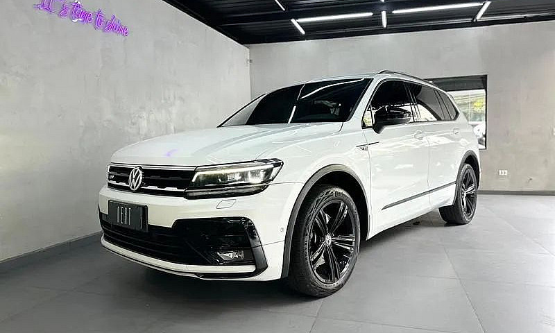 Volkswagen Tiguan R-...