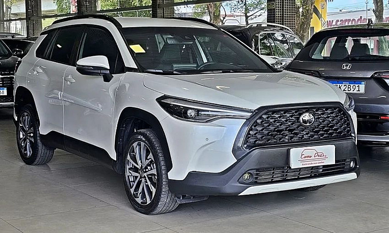 Toyota Corolla Cross...