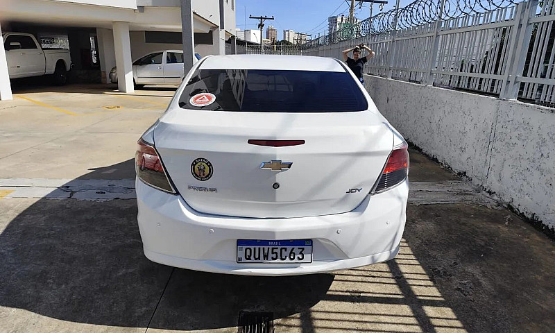 Chevrolet Prisma Sed...