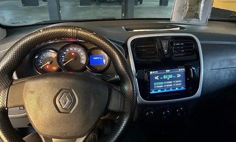 Renault Sandero Expr...