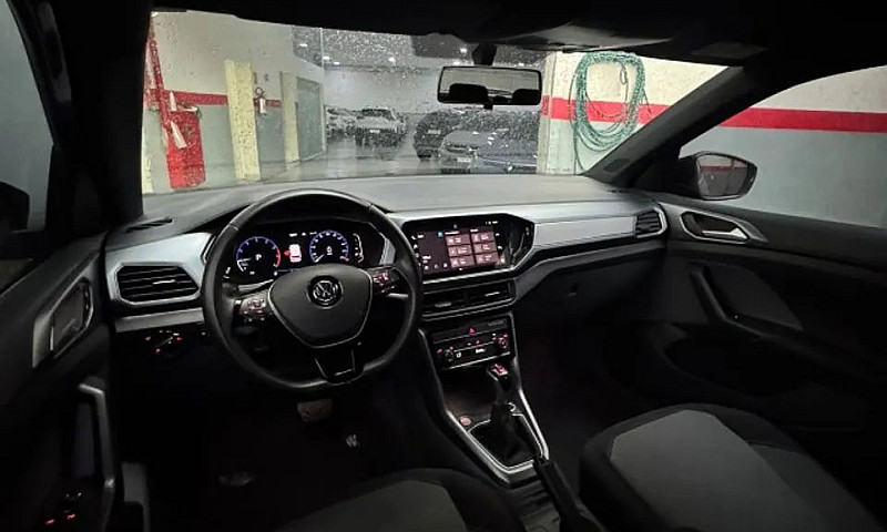 Volkswagen T-Cross C...