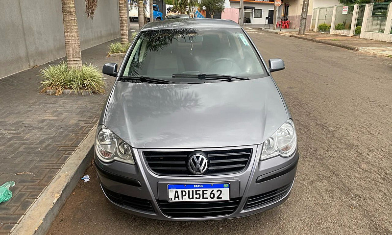 Volkswagen Polo Seda...