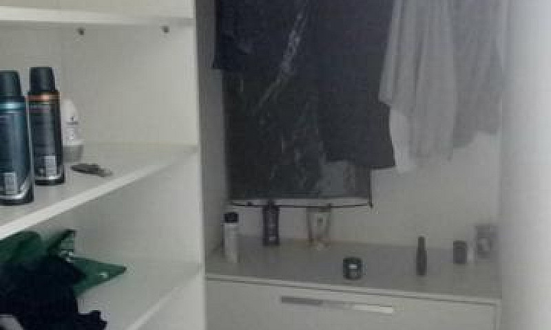 Quarto Para Alugar...