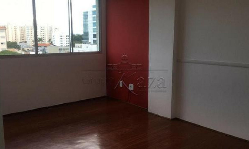 Apartamento / Padrão...