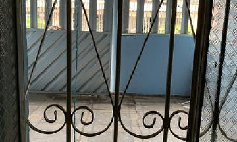 Casa No Ouro Verde...