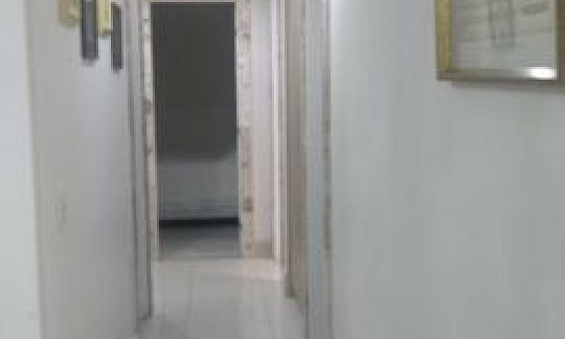 Apartamento 4/4 Suít...