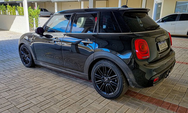 Mini Cooper S 2.0T...