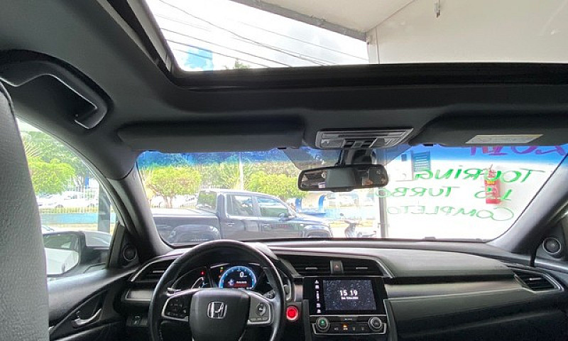Honda Civic Touring ...