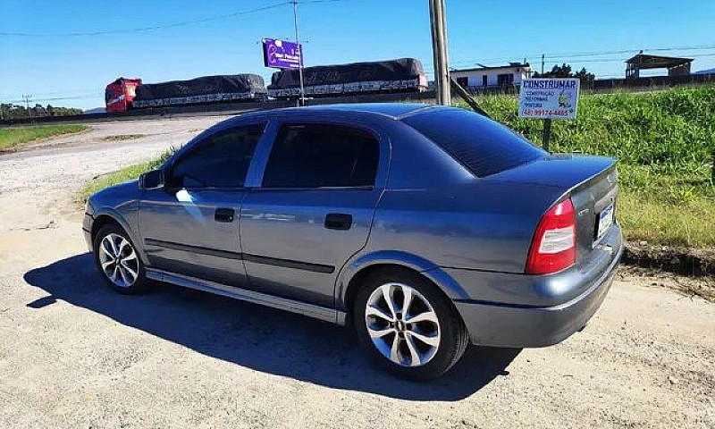 Astra 1.8 8V  Ano 20...