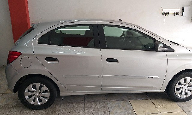 Chevrolet Onix Joy T...