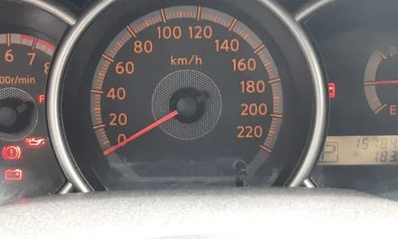 Nissan Livina, Autom...