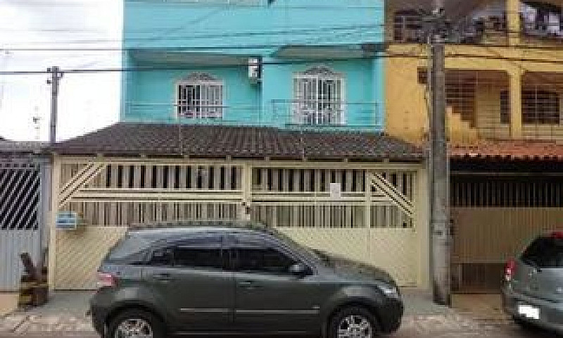 Sobrado Particular D...