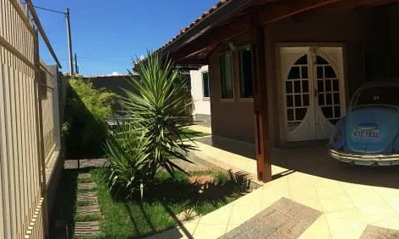 Casa Plana Em Pinhei...
