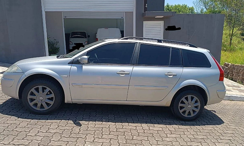Renault Megane Grand...