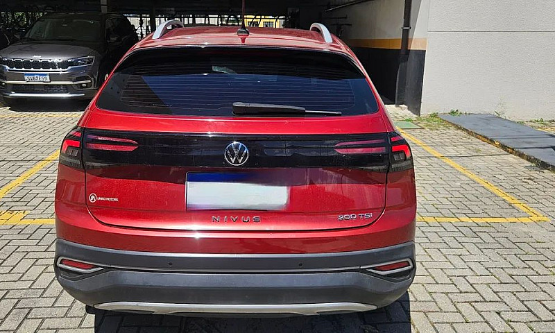 Volkswagen Nivus Hig...