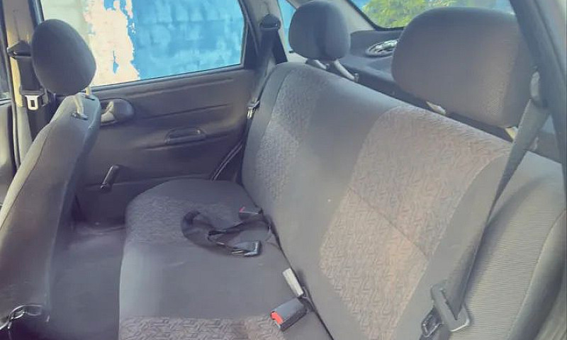 Chevrolet Corsa Sed ...
