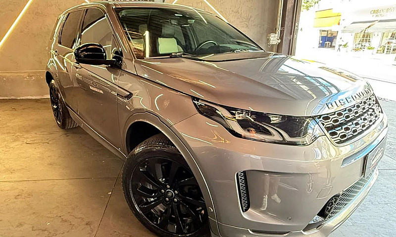 Land Rover Discovery...