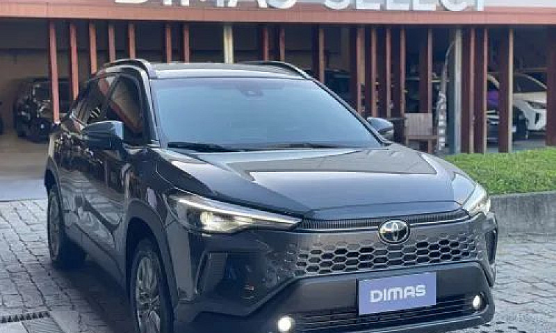Toyota Corolla Cross...