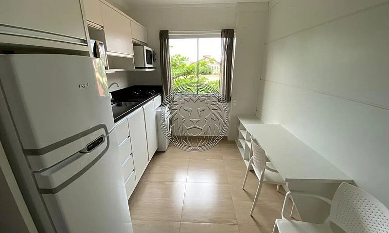 Studio Mobiliado Par...