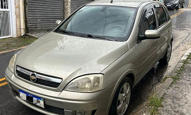 Chevrolet Corsa Hat....