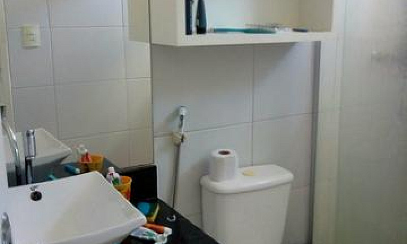 Quarto Para Alugar...