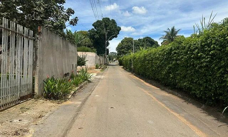 Casa Em Fase De Acab...