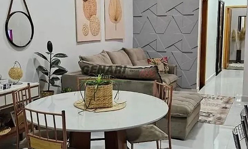 Casa Com 2 Quartos À...