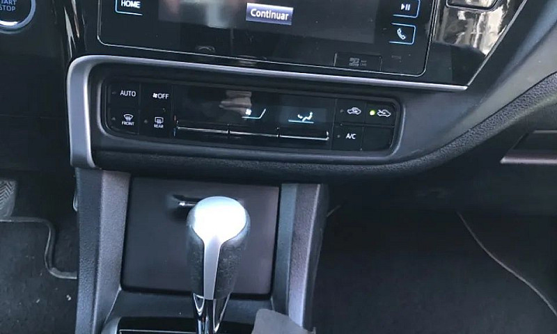 Toyota Corolla Xei 2...