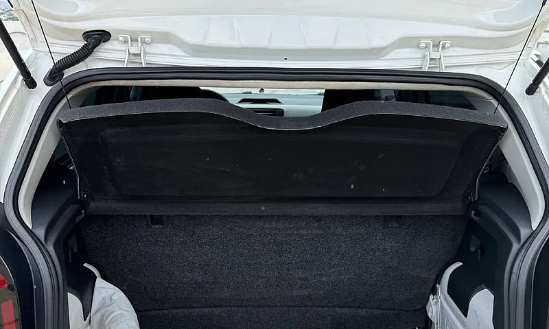 Volkswagen Up! Move ...