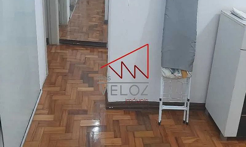 Apartamento-À Venda-...