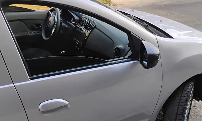 Renault Logan Zen Fl...