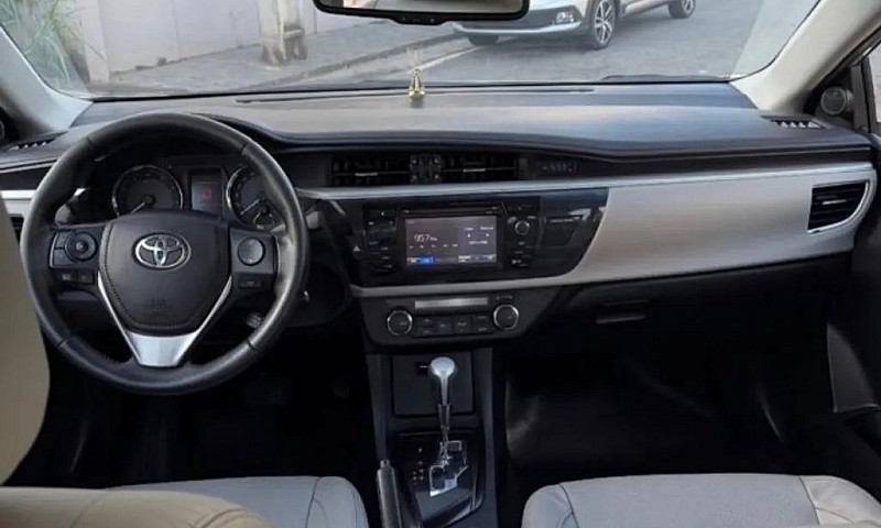 Toyota Corolla Xei 2...