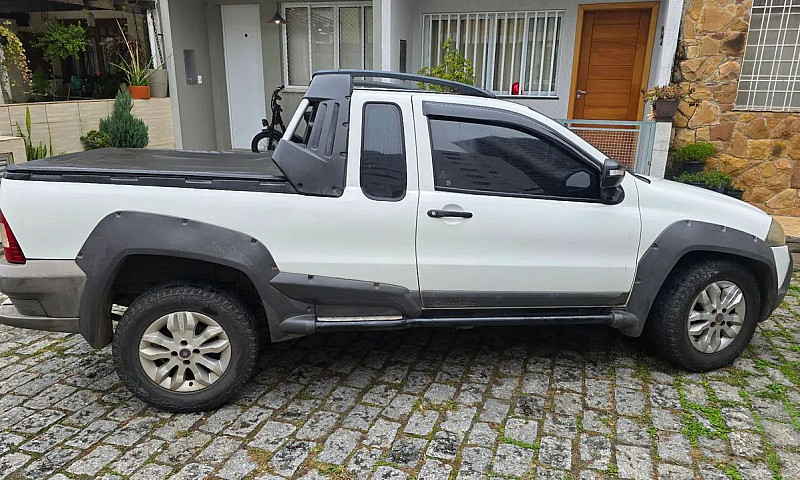 Fiat Strada Adventur...
