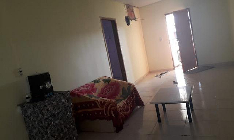 Casa Com 3 Quartos N...