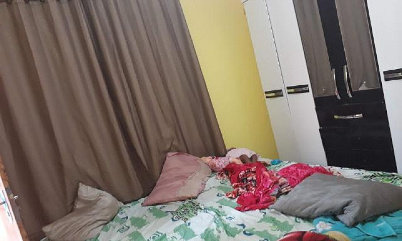 Casa Com 3 Quartos N...