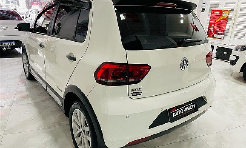 Volkswagen Fox Track...