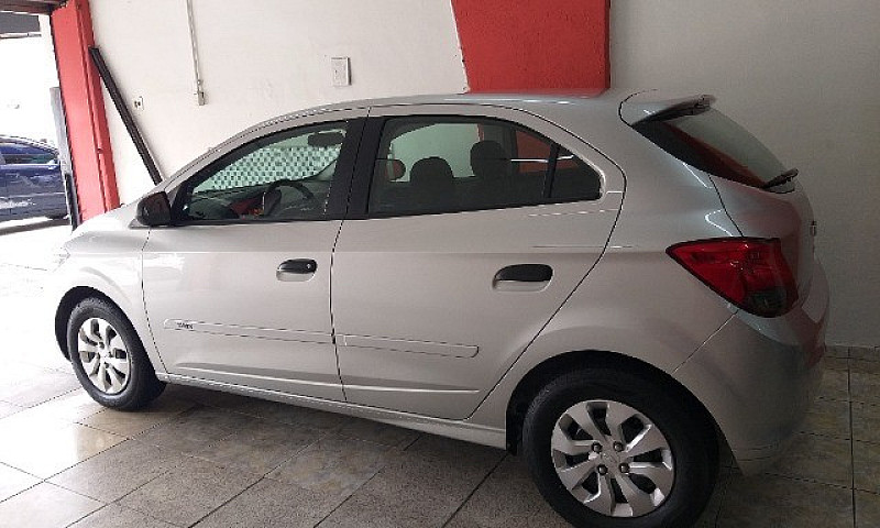 Chevrolet Onix Joy T...