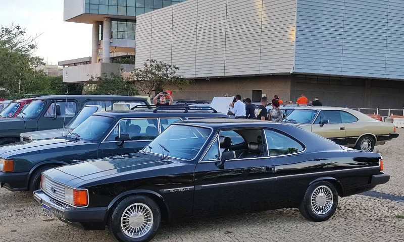 Chevrolet Opala Como...