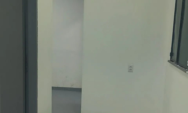 Aluga-Se Casa No Bai...