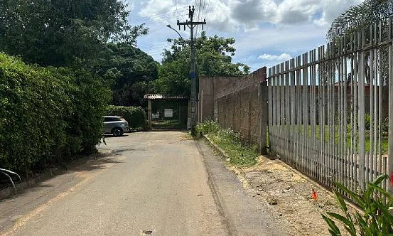 Casa Em Fase De Acab...