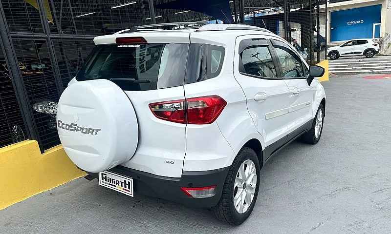 Ecosport Titanium 2....