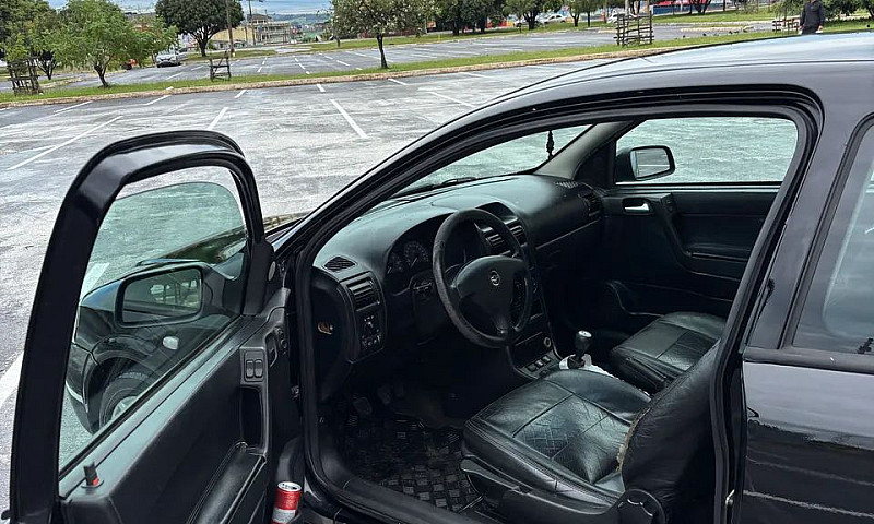 Chevrolet Astra Adva...