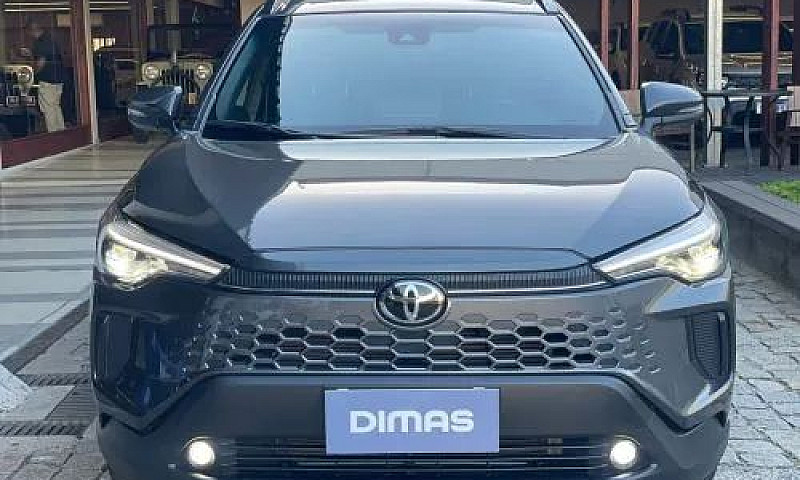 Toyota Corolla Cross...