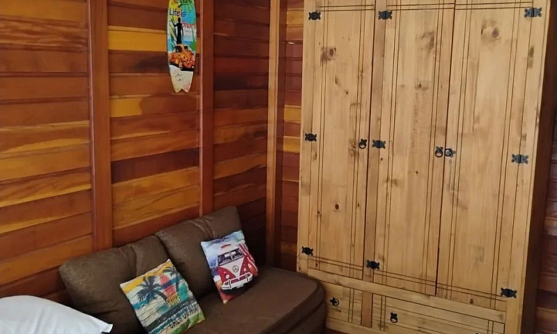 Aluga-Se Casa Na Pra...